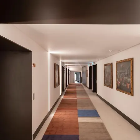 De Turismo De 5* ليون