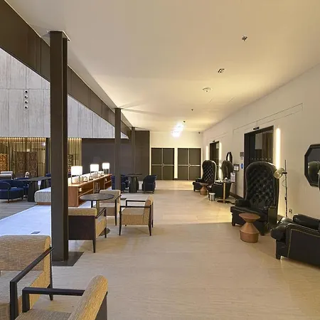 De Turismo De Hotel Leon
