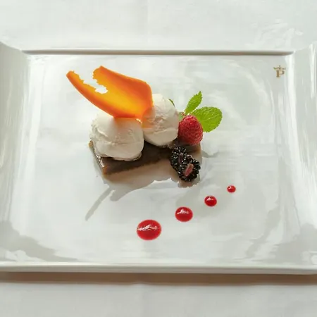 De Turismo De Hotel Leon