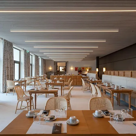 Hotel De Turismo De Leon