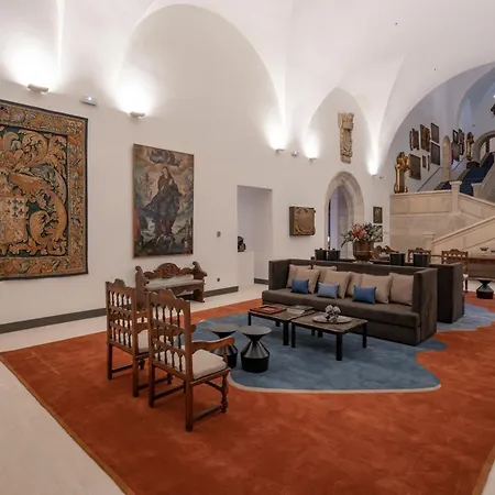 Ξενοδοχείο De Turismo De 5*