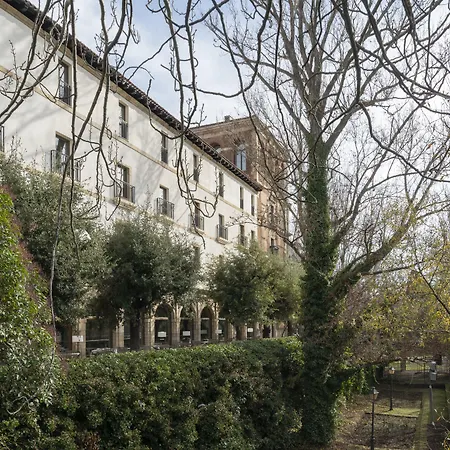 Hotel De Turismo De 5*