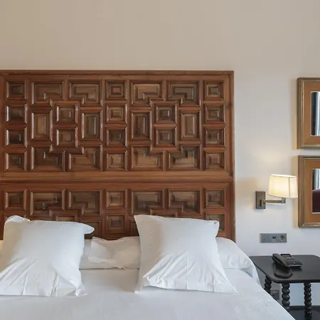 De Turismo De Hotel 5*