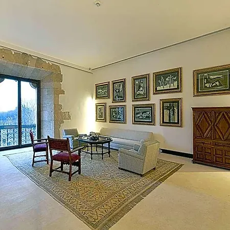 Hotel De Turismo De Leon