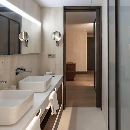 De Turismo De Otel