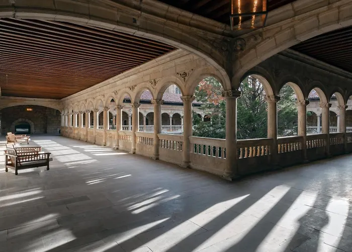 De Turismo De 5* León