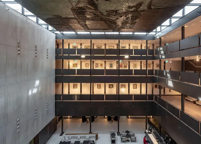 De Turismo De Hotel 5*