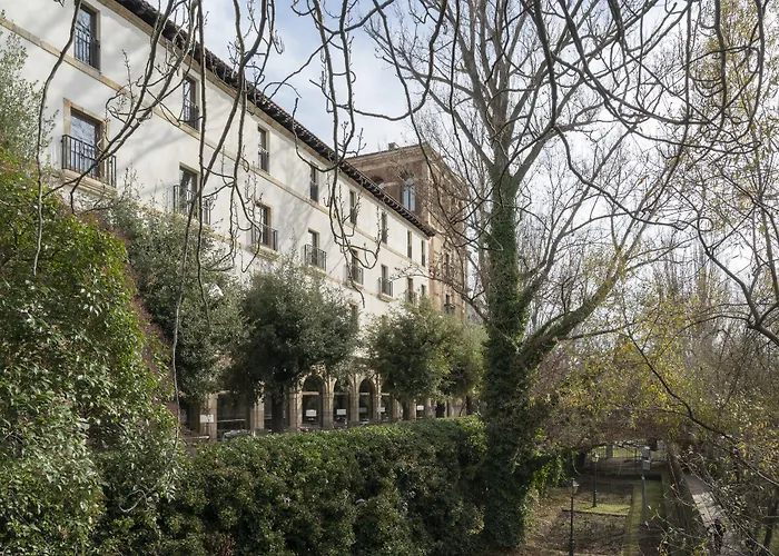 Hotel De Turismo De 5*