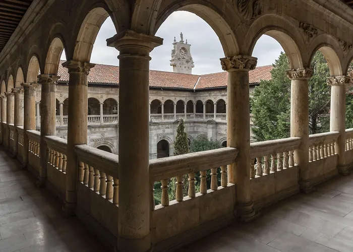 Hotel De Turismo De 5*